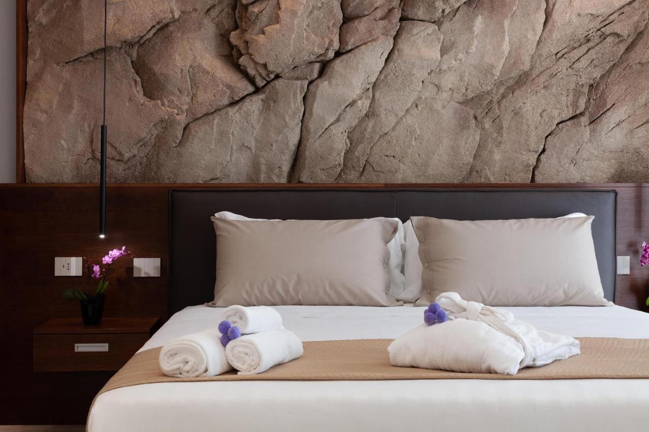 Palazzo Ferrucci Luxury Suites Кальяри Экстерьер фото