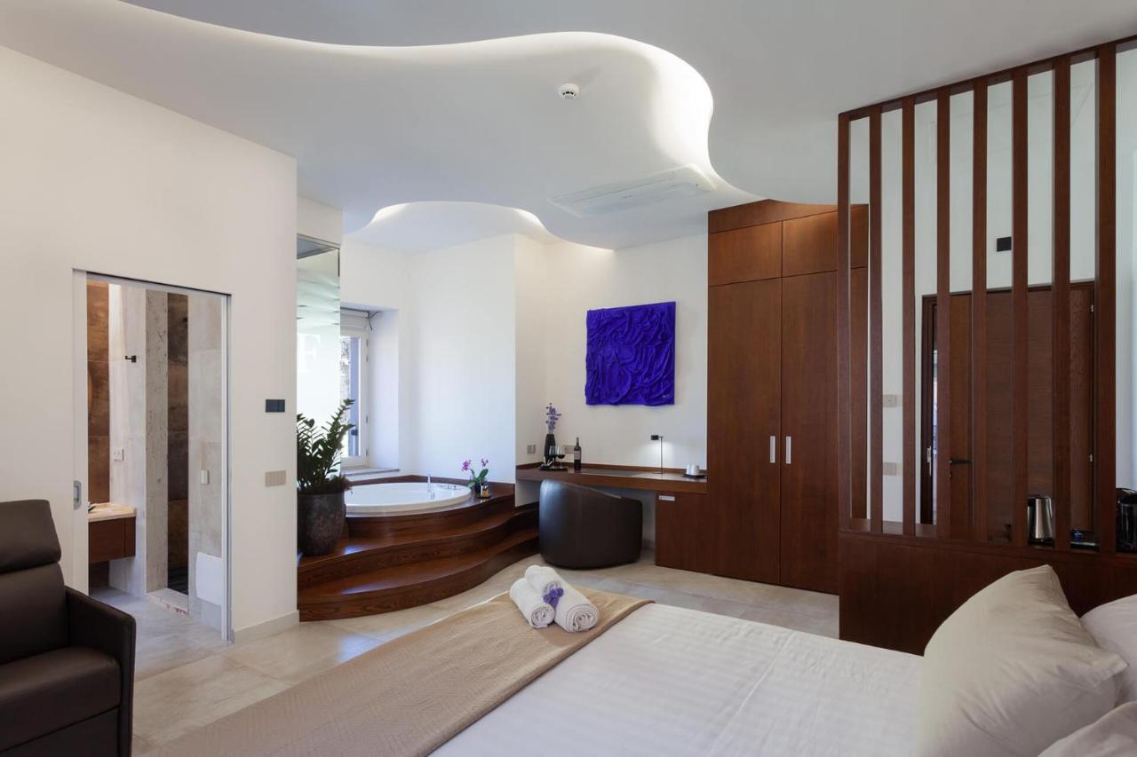 Palazzo Ferrucci Luxury Suites Кальяри Экстерьер фото