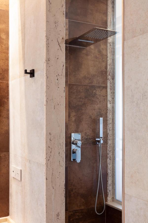 Palazzo Ferrucci Luxury Suites Кальяри Экстерьер фото