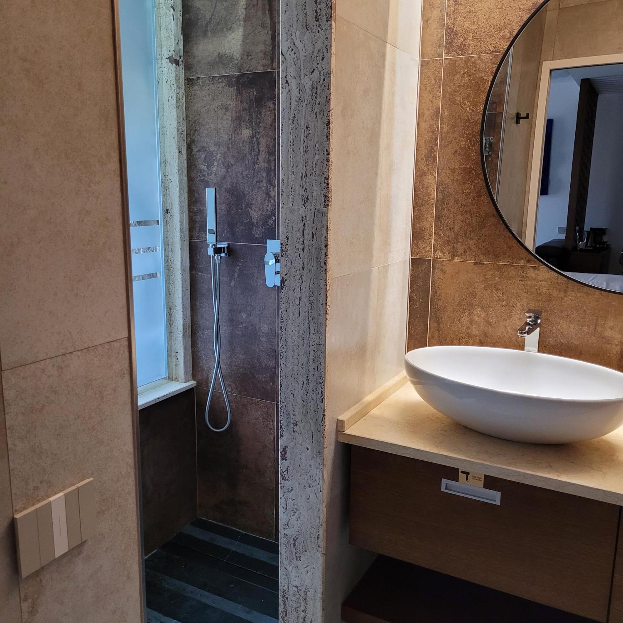 Palazzo Ferrucci Luxury Suites Кальяри Экстерьер фото