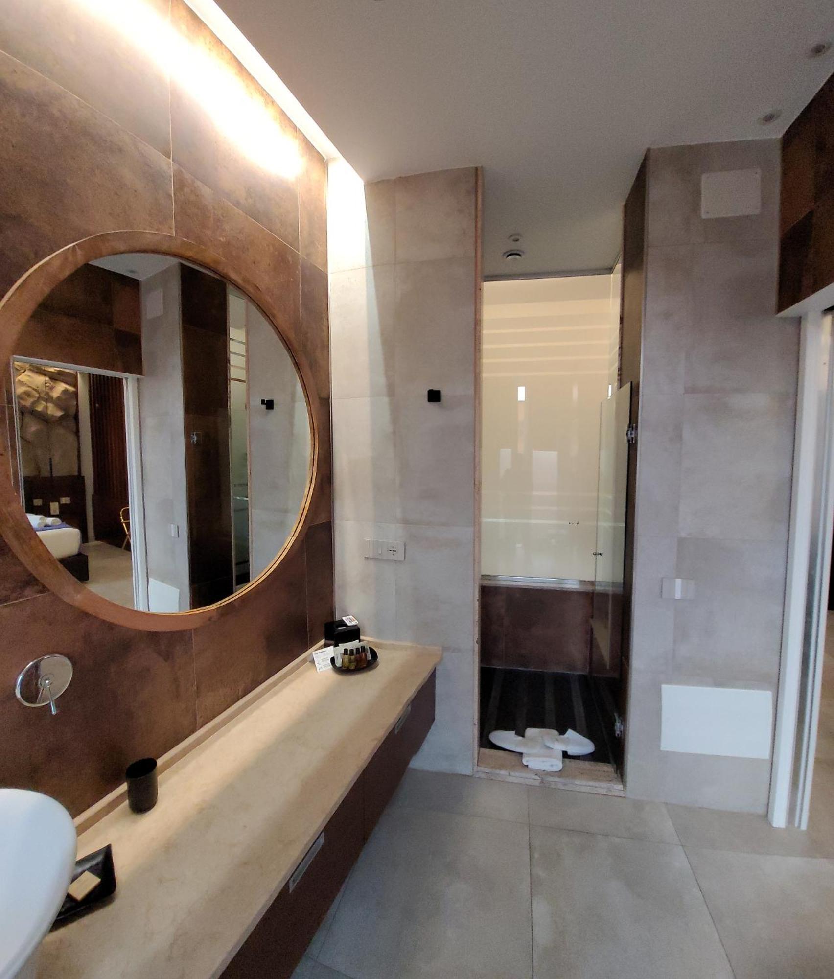 Palazzo Ferrucci Luxury Suites Кальяри Экстерьер фото